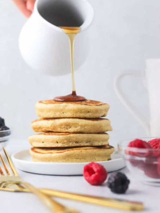 blended oat flour pancakes - postpartum freezer meal